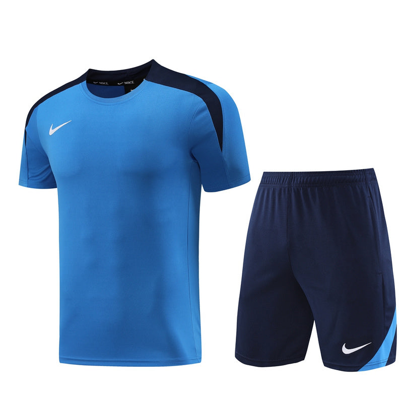 Nike Set Herren Trikot und Shorts