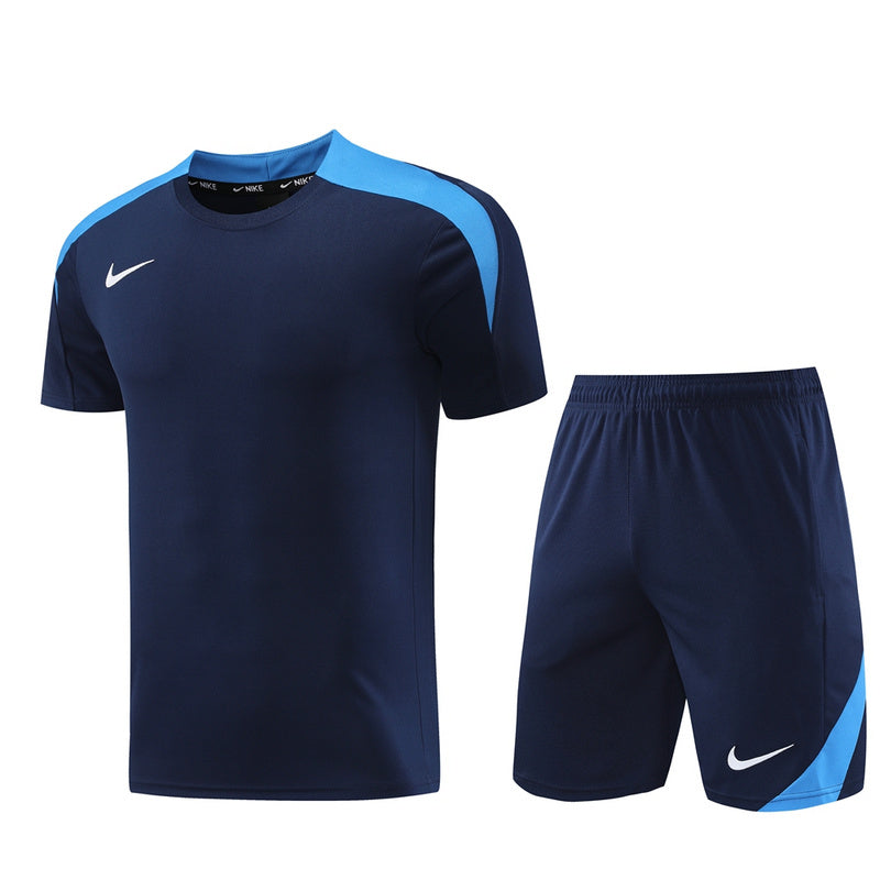 Nike Set Herren Trikot und Shorts