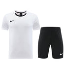 Nike Set Herren Trikot und Shorts