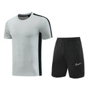 Nike Set Herren Trikot und Shorts