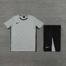 Nike Set Herren Trikot und Shorts