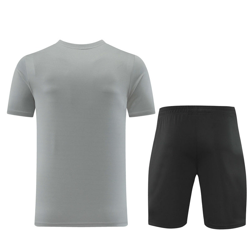 Nike Set Herren Trikot und Shorts