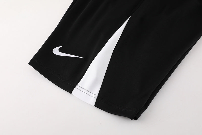 Nike Set Herren Trikot und Shorts
