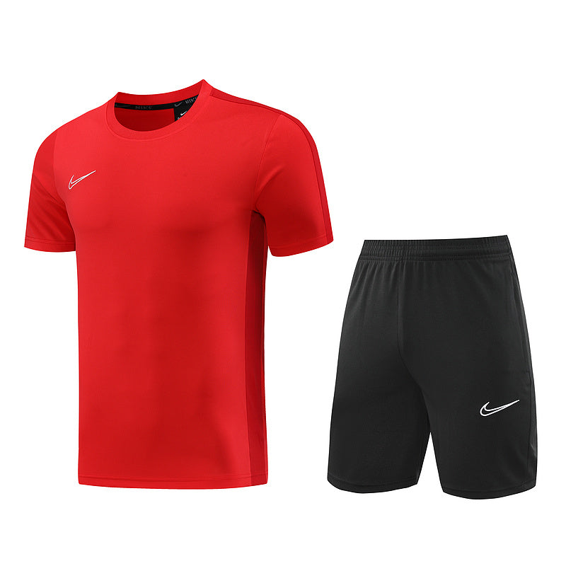 Nike Set Herren Trikot und Shorts