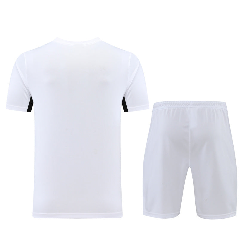 Nike Set Herren Trikot und Shorts