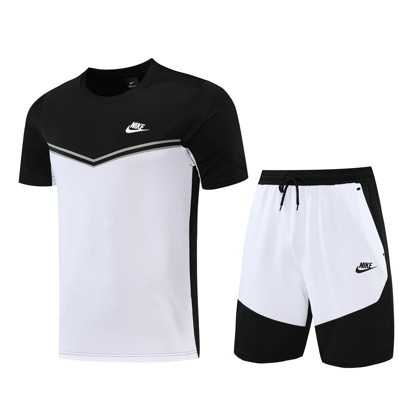 Nike Set Herren Trikot und Shorts