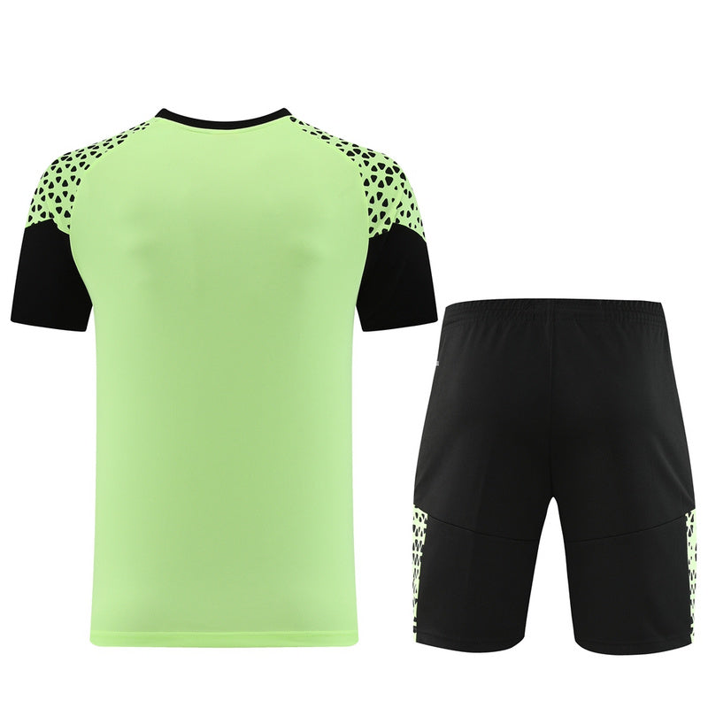 Puma Set Herren Trikot und Shorts