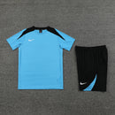 Nike Set Herren Trikot und Shorts