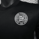 Shop des Spielers, Deutschland Trikot 125 Jahre, DFB Jubiläums-Trikot 2025, Deutschland Player Version Trikot, DFB 125 Jahre schwarz, Deutschland Trikot Profi-Version 25/26, DFB Sonderkollektion limitiert, Fußball-Shop Deutschland, Deutschland Trikot 2026 Authentic, Sammler Trikot DFB, DFB Black Edition Player Version.