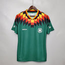 Shop des Spielers, Deutschland Trikot 1994, Deutschland Retro Trikot grün, DFB Auswärtstrikot 1994, Deutschland Fußballtrikot grün, 90er Jahre Deutschland Trikot, DFB Retro-Kollektion, Fußball-Shop Deutschland, Deutschland Trikot Klassiker, Retro Fan-Trikot Herren, Deutschland Trikot 94.
