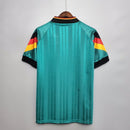 Shop des Spielers, Deutschland Trikot 1992, Deutschland Retro Trikot, DFB Auswärtstrikot 1992, Deutschland Fußballtrikot, 90er Jahre Deutschland Trikot, DFB Retro-Kollektion, Fußball-Shop Deutschland, Deutschland Trikot Klassiker, Retro Fan-Trikot Herren, Deutschland Trikot 92.