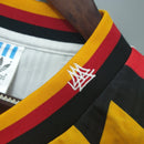 Shop des Spielers, Deutschland Trikot 1994, Deutschland Retro Trikot, DFB Heimtrikot 1994, Deutschland Fußballtrikot weiß, 90er Jahre Deutschland Trikot, DFB Retro-Kollektion, Fußball-Shop Deutschland, Deutschland Trikot Klassiker, Retro Fan-Trikot Herren, Deutschland Trikot 94.