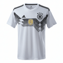 Shop des Spielers, Deutschland Heimtrikot 2018, DFB Retro-Trikot 2018, Deutschland Trikot 2018 weiß, Retro Fußball-Trikot Deutschland, Deutschland WM-Trikot 2018, DFB Fan-Trikot Retro, Fußball-Shop Deutschland, Klassisches DFB Trikot, Retro Fußball-Kollektion limitiert, Deutschland Herren Trikot 2018.
