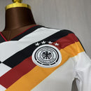 Deutschland Heimtrikot 2026 2027 Damen weiß Fantrikot tailliert 1.1 Premium Qualität Shop des Spielers DFB Damen Design. Shop des Spielers, Deutschland Trikot Damen 2026, DFB Heimtrikot weiß Damen, Deutschland Trikot tailliert, Frauentrikot Deutschland 26/27, 1.1 Qualität DFB Damen, DFB Trikot günstig online, WM 2026 Damen Outfit.