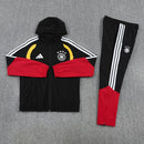 Shop des Spielers, Deutschland Trainingsanzug 26/27, DFB Windjacke schwarz, Deutschland Trainingsanzug schwarz, Deutschland Windbreaker DFB, Deutschland Fan-Artikel, DFB Trainingshose schwarz, Fußball Trainingsanzug Herren, Deutschland Sportbekleidung, DFB Kollektion 2026, Trainingsset Deutschland schwarz, Windjacke Deutschland DFB.