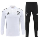 Shop des Spielers, Deutschland Trainingsanzug 25/26, DFB Trainingsset weiß schwarz, Deutschland Jacke weiß, Deutschland Hose schwarz, Deutschland Fan-Artikel, DFB Training 2025, Trainingsanzug Herren Deutschland, Fußball Trainingsanzug weiß schwarz, DFB Kleidung Deutschland, Fußball-Shop, Deutschland Jersey Set.