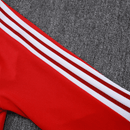 Shop des Spielers, Deutschland Trainingsjacke 26/27, DFB Trainingsjacke rot, Deutschland Jacke 2026, DFB Fan-Artikel 2027, Fußball Trainingsjacke Herren, Deutschland Sportbekleidung rot, DFB Set 26/27, Deutschland Fußball-Shop, Trainingsset Deutschland DFB, Sportanzug Deutschland rot.