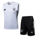Shop des Spielers, Deutschland Trainingsset 25/26, DFB Training Tanktop, Deutschland Trainingsshort schwarz, DFB Sportset Herren, Deutschland Trainingskleidung 2026, Fußball Trainingsset weiß schwarz, Deutschland Fan-Trainingsoutfit, Performance Training Deutschland, DFB Trainingsset kaufen, Deutschland 25/26 Kollektion.