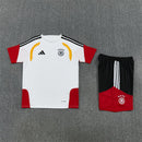 Deutschland Trainingsset 2026 2027 weißes Trikot schwarze Shorts 1.1 Premium Qualität Shop des Spielers DFB Training Kit Komplettset, Deutschland Trainingsset 2026, DFB Trainingsset weiß schwarz, Deutschland Training 26/27 Kit, DFB Trainingsausrüstung Herren, 1.1 Qualität DFB Training, Deutschland Trikot mit Hose, Fußball Training Deutschland 2027.