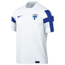 Shop des Spielers, Finnland Heimtrikot 26/27, Finnland Trikot Weiß, Finnland Fan-Version, Finnland Nationalmannschaft Trikot, Finnland Trikot 2027, Huuhkajat Trikot, Fußball-Shop Finnland, Finnland Trikot Herren, Fußballtrikot Weiß 26/27, Finnland 26/27 Kollektion, Finnland Trikot kaufen.