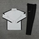 Herren - Trainingsanzug mit Jacke und Hose von Nike - SHOP DES SPIELERS