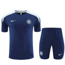Inter Mailand Trainingsset 2025 2026 marineblaues Trikot und Shorts 1.1 Premium Qualität Shop des Spielers Nerazzurri Training Kit Navy, Inter Mailand Trainingsset 2025, Inter Trikot marineblau, Inter Mailand Shorts navy, Inter Set 25/26, Fußball Trainingsset Herren blau, 1.1 Qualität Inter Mailand, Serie A Training, Inter Fanshop Deutschland, Fußball Set navy Inter.