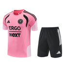 Inter Miami Trainingsset 2026 2027 Herren rosa schwarz Trikot und Shorts 1.1 Premium Qualität Shop des Spielers Messi Training Kit MLS, Inter Miami Trainingsset, Inter Miami Trikot rosa, Inter Miami Shorts schwarz, Messi Training Kit 2026, MLS Fanartikel, Fußballset Herren Miami, Trainingstrikot rosa 26/27, 1.1 Qualität Miami, Inter Miami Kleidung.