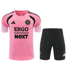 Inter Miami Trainingsset 2026 2027 Herren rosa schwarz Trikot und Shorts 1.1 Premium Qualität Shop des Spielers Messi Training Kit MLS, Inter Miami Trainingsset, Inter Miami Trikot rosa, Inter Miami Shorts schwarz, Messi Training Kit 2026, MLS Fanartikel, Fußballset Herren Miami, Trainingstrikot rosa 26/27, 1.1 Qualität Miami, Inter Miami Kleidung.