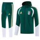 Italien Trainingsanzug 26/27 mit Kapuze grün Herren Jacke und Hose, Shop des Spielers, Italien Trainingsanzug, Italien Anzug mit Kapuze, Azzurri Fanartikel, Fußball Trainingsanzug Italien, Italien 26/27 Grün, Italien Herren Sportset, Trainingsjacke Italien, Italien Fußballbekleidung, Italien Sportmode.