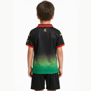 AC Milan x Off-White Kinder-Set 2025 2026 schwarzes Trikot und Shorts 1.1 Premium Qualität Shop des Spielers Milan Designer Kids Kit Black, elers, AC Milan Off-White Kinder, Milan Trikot schwarz 2025, Off-White Fußballset Kids, AC Milan Junior Set 25/26, Designer Trikot Kinder schwarz, 1.1 Qualität AC Milan, Rossoneri Kinderbekleidung, AC Milan Fanshop Deutschland, limitiertes Fußballset Kinder.