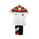 Shop des Spielers, Deutschland Retro-Set 94/95, DFB Kindertrikot weiß, Deutschland Retro-Trikot Kinder, Deutschland 94/95 Heimtrikot, Retro Fußball-Set Kinder, DFB Trikot weiß 94, Deutschland Fan-Artikel Kinder, Fußball Retro-Shop Deutschland, Deutschland Kinder-Set 94/95, DFB Retro-Kollektion limitiert.