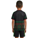 Jamaika Kinder-Set Auswärtstrikot 2026 2027 Trikot und Shorts 1.1 Premium Qualität Shop des Spielers Jamaika Nationalmannschaft Kids Away Kit Reggae Boyz JFF, Jamaika Kinder-Set, Jamaika Trikot Kinder 2026, Kids Kit Jamaica Away, Jamaika Fußballset, Jamaika Shorts, Kinder Trikot Auswärts, 1.1 Qualität Fußballtrikot, Reggae Boyz Kids Wear, Jamaika Junior Trikot 26/27