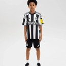 Kinder - Set Newcastle United Heimtrikot 25/26 - SHOP DES SPIELERS