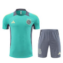 Ajax Trainingsset 24/25 Trikot und Shorts