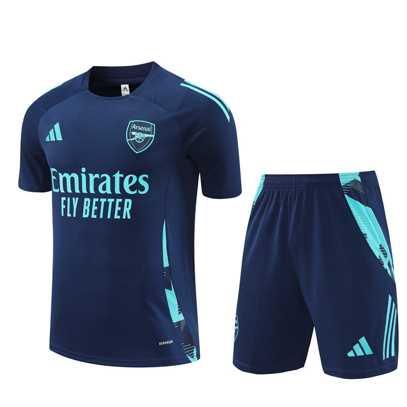 Arsenal Trainingsset 24/25 Trikot und Shorts