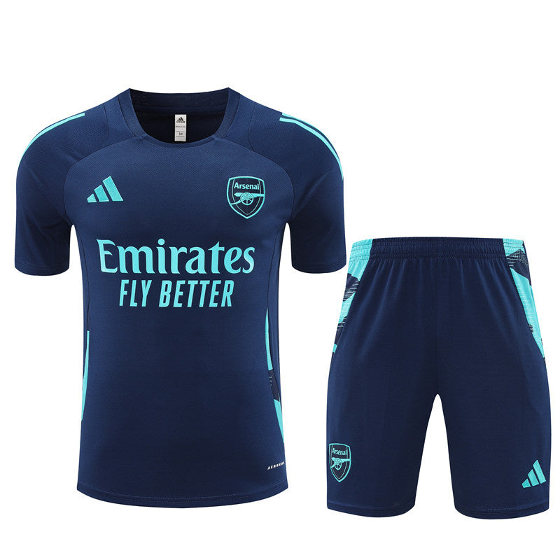Arsenal Trainingsset 24/25 Trikot und Shorts