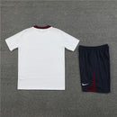 England Trainingsset 24/25 Trikot und Shorts