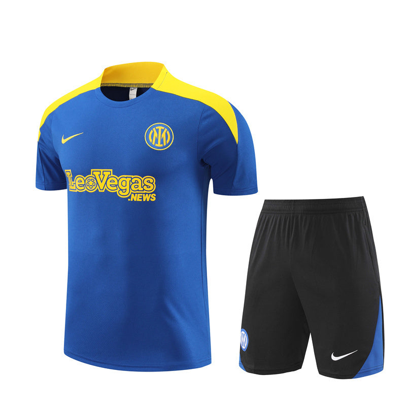 Inter Mailand Trainingsset 24/25 Trikot und Shorts