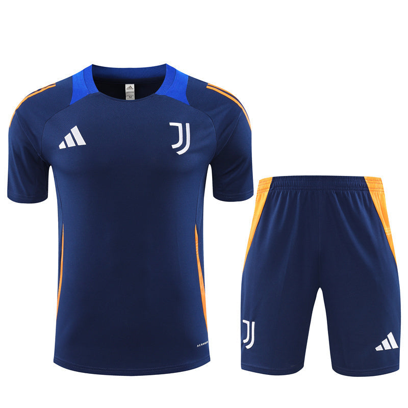 Juventus Trainingsset 24/25 Trikot und Short