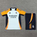 Real Madrid Trainingsset 24/25 Trikot und Shorts