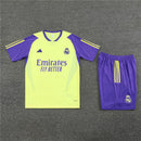 Real Madrid Trainingsset 24/25 Trikot und Shorts