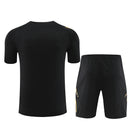 Real Madrid Trainingsset 24/25 Trikot und Shorts