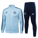 Offizieller Manchester City Trainingsanzug 25/26 mit hellblauer Jacke und marineblauer Hose