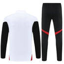 Shop des Spielers, Manchester United Trainingsanzug 25/26, Manchester United Jacke Weiß, Manchester United Hose Schwarz, Fußball Trainingsanzug Manchester United, Kollektion 2026, Trainingsanzug Herren Weiß Schwarz, Manchester United Fan-Shop, Manchester United Training 2026, Fußball-Fanartikel, Manchester United Trainingskleidung, Trainingsset 2025, Manchester United weiß schwarz Set.