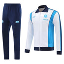 Shop des Spielers, SSC Napoli Trainingsanzug, Napoli 25/26, SSC Napoli Trainingsanzug Weiß Blau, Napoli Jacke Weiß, Napoli Hose Blau, SSC Napoli Sport-Set, Trainingsanzug Herren Weiß, SSC Napoli 2026, Fußball Trainingsset, Napoli Fan-Version, Trainingskleidung SSC Napoli, Partenopei, Napoli Shop.
