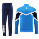 Shop des Spielers, SSC Napoli Trainingsanzug, Napoli 25/26, SSC Napoli Trainingsanzug Blau, Napoli Trainingsjacke, Napoli Hose, SSC Napoli Sport-Set, Trainingsanzug Herren Blau, SSC Napoli 2026, Fußball Trainingsset, Napoli Fan-Version, Trainingskleidung SSC Napoli, Partenopei, Napoli Shop.