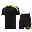 Nike Set Herren Trikot und Shorts - SHOP DES SPIELERS