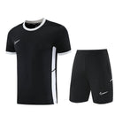 Nike Set Herren schwarz Trikot und Shorts 1.1 Premium Qualität Shop des Spielers Nike Trainingsset Triple Black Performance,Nike Set Herren schwarz, Nike Trikot schwarz, Nike Shorts schwarz, Nike Trainingsanzug kurz, Fußballset schwarz, Nike Gym Outfit Herren, 1.1 Qualität Nike, Nike Sportkleidung günstig kaufen, Nike Basics Herren.