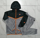 Nike, Trainingsanzug, Herren, Grau, Dunkelgrau, Set, Jacke und Hose, Nike Sportswear, Herrenmode, Sportbekleidung, Fitness, Streetwear, Shop des Spielers, Casual