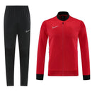 Shop des Spielers, Nike Trainingsanzug, Nike Rot Schwarz, Nike Herren Sportanzug, Nike Trainingsset, Nike Jacke Rot, Fußball Trainingsanzug, Nike Funktionskleidung, Trainingsanzug Herren Rot Schwarz, Nike Training, Sportbekleidung, Nike Anzug, Nike Performance Set, Sport-Set Nike.